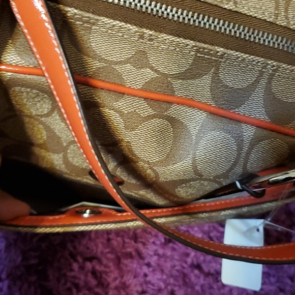 Coach Pey Satchel - Picture 10 of 16